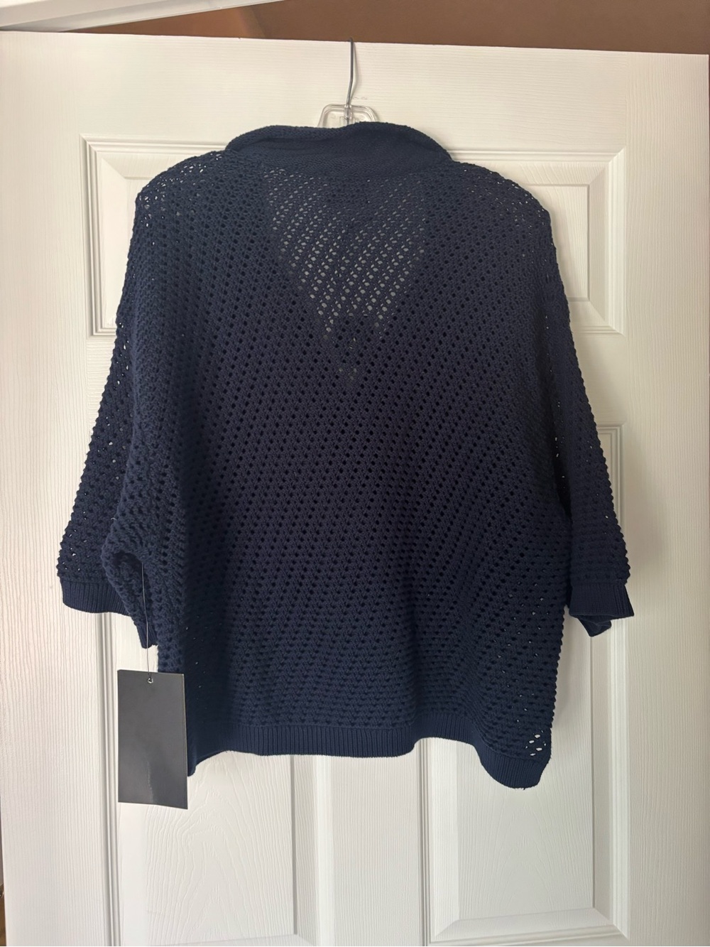 Tuckernuck Women’s Shirt - Picture 2 of 4
